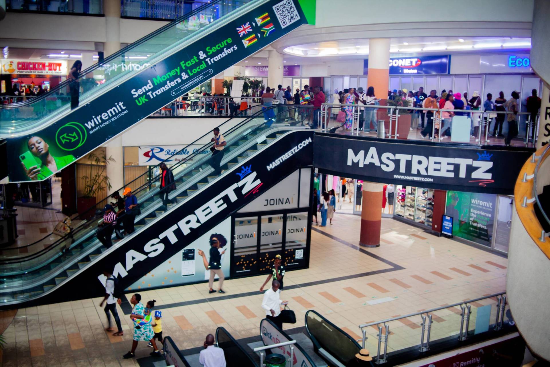 Joina City Shopping Mall Escalator Sides